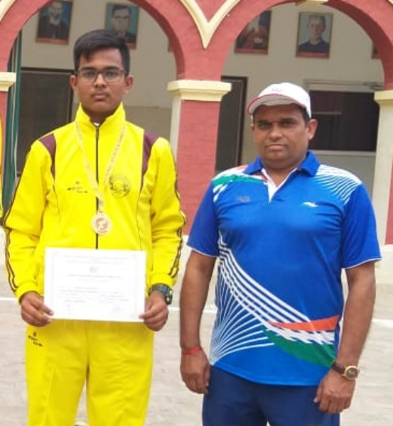 Apoorva with Coach Mr Pratap Chandel